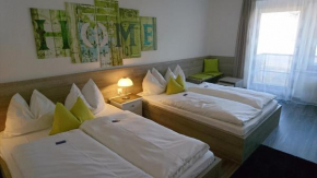 Отель Hotel Deutschherrenhof  Трир